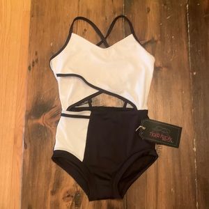 Tiger Friday Leo NWT AXS